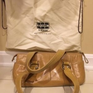 Women's butler bag